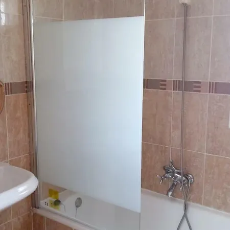 Villa Avinguda De Paris - 2 *